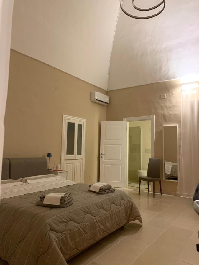 Via Dante Luxury Bed & Breakfast Matino Bagian luar foto